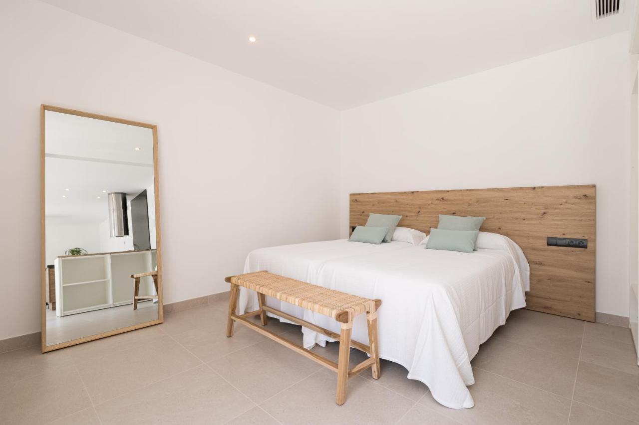 Bossa Bay Suites With Private Pool - Mc Apartments Ibiza Exterior photo