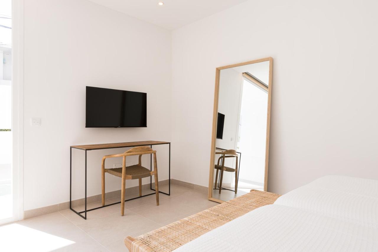 Bossa Bay Suites With Private Pool - Mc Apartments Ibiza Exterior photo