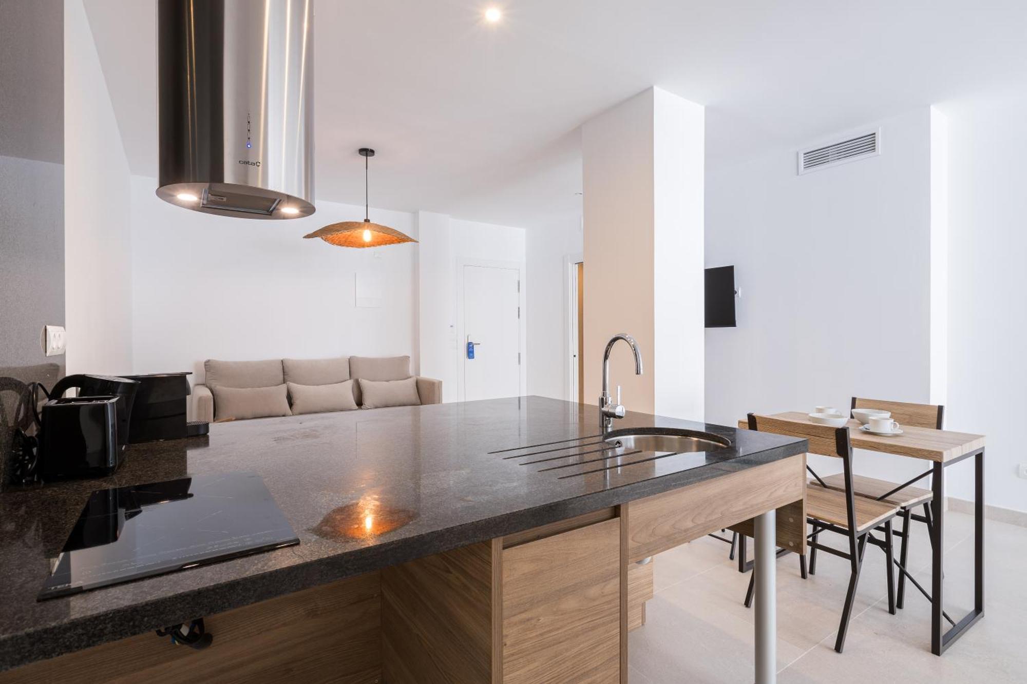 Bossa Bay Suites With Private Pool - Mc Apartments Ibiza Exterior photo